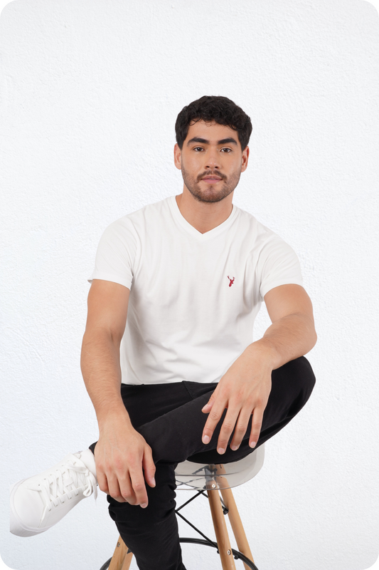 Camiseta Slim Fit Blanca Cuello V