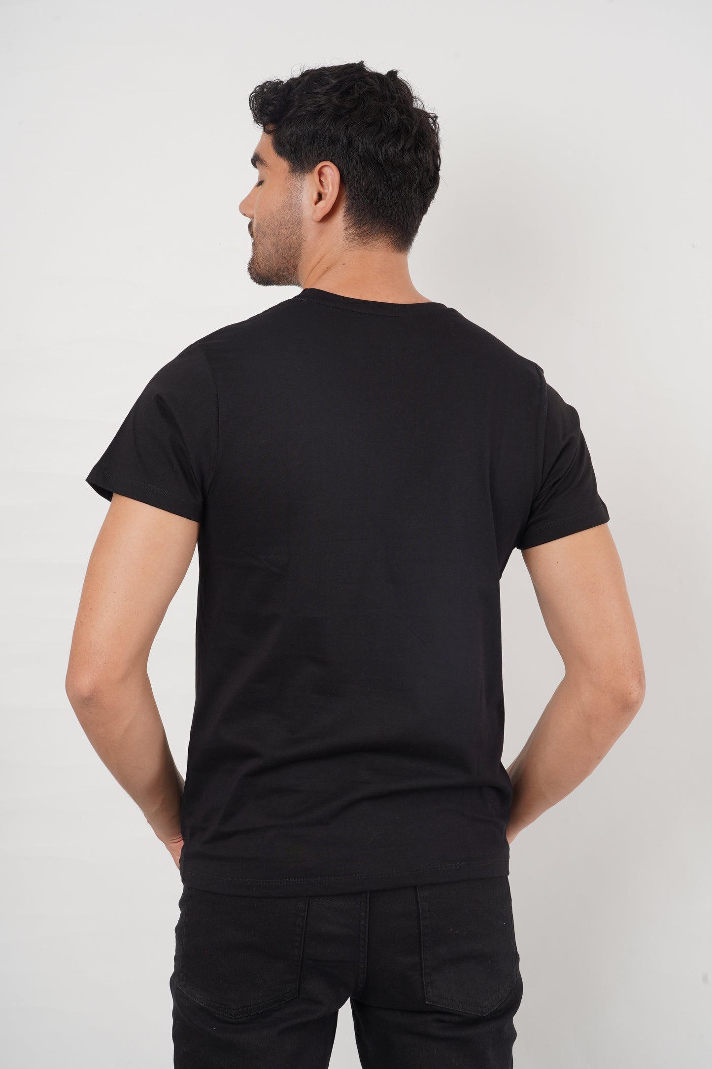 Camiseta Negra Slim Fit T Shirt