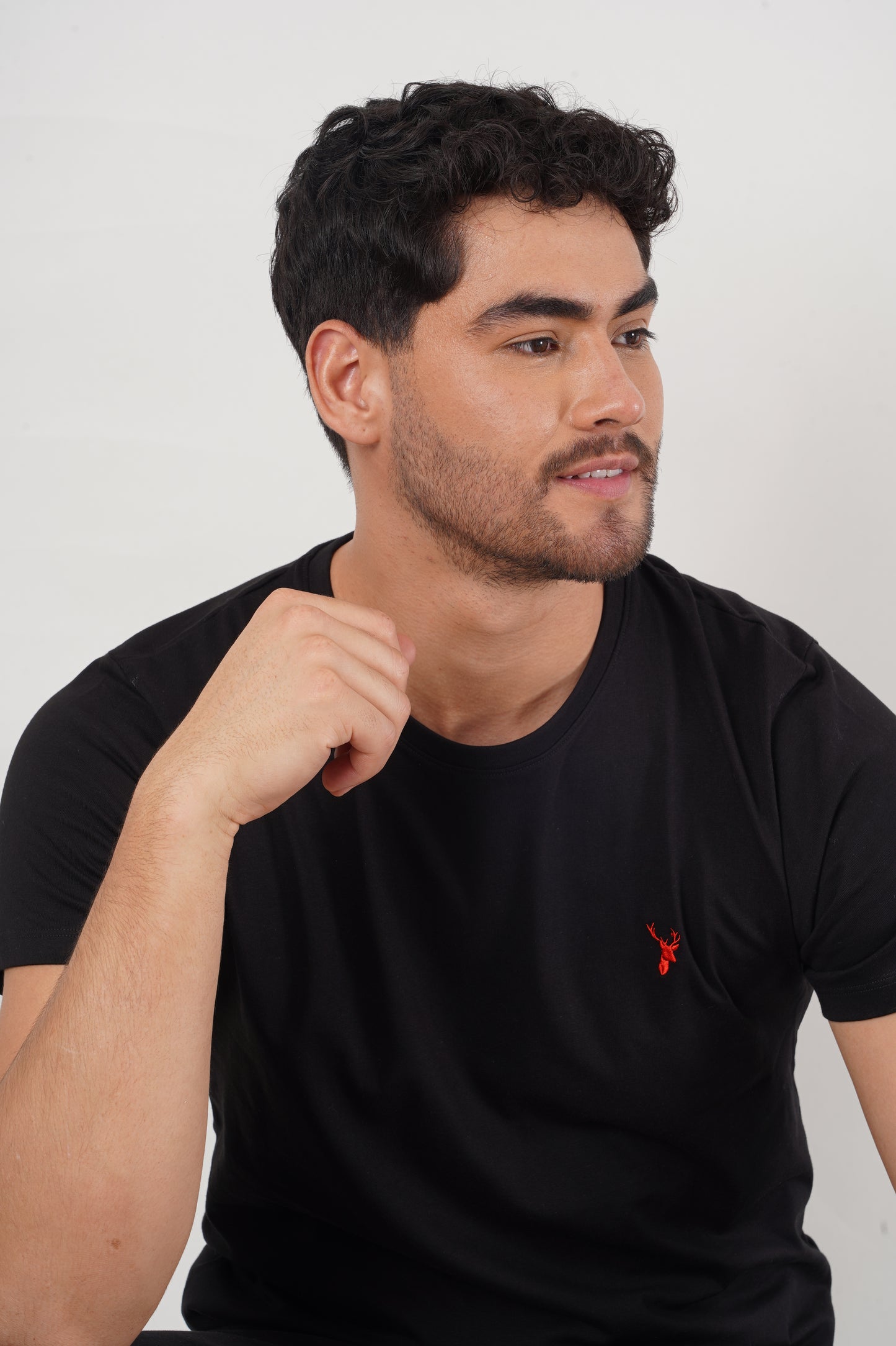 Camiseta Negra Slim Fit T Shirt