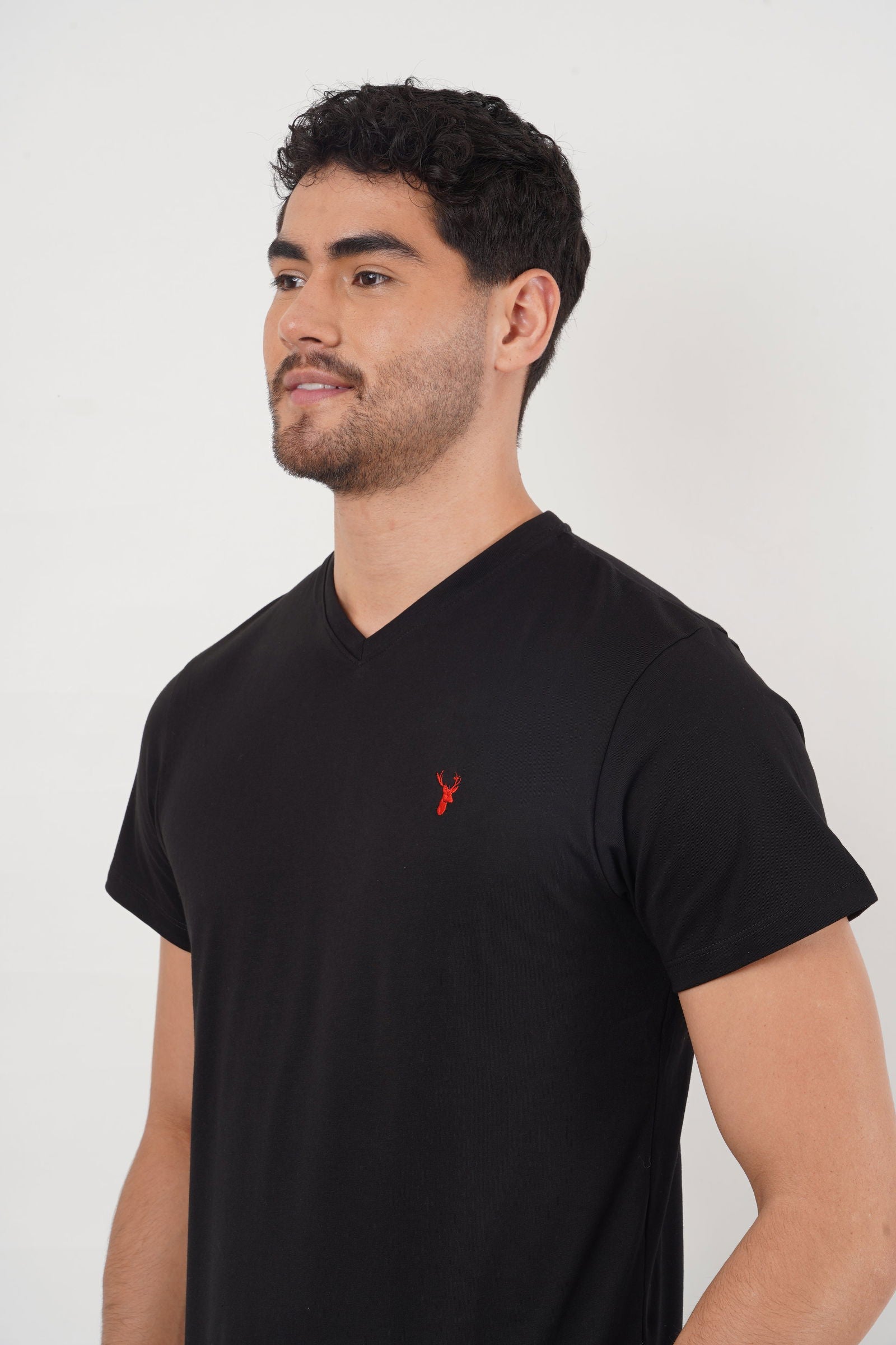 Camiseta Negra Cuello V - Benevento