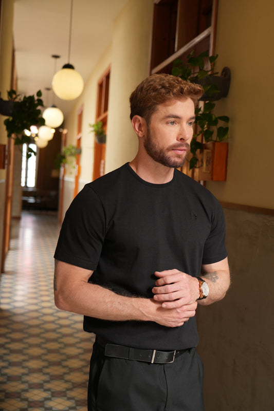 Camiseta Banksy - Negra