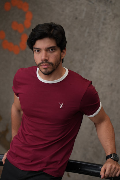 Camiseta Bauhaus Rib Contraste Vinotinto